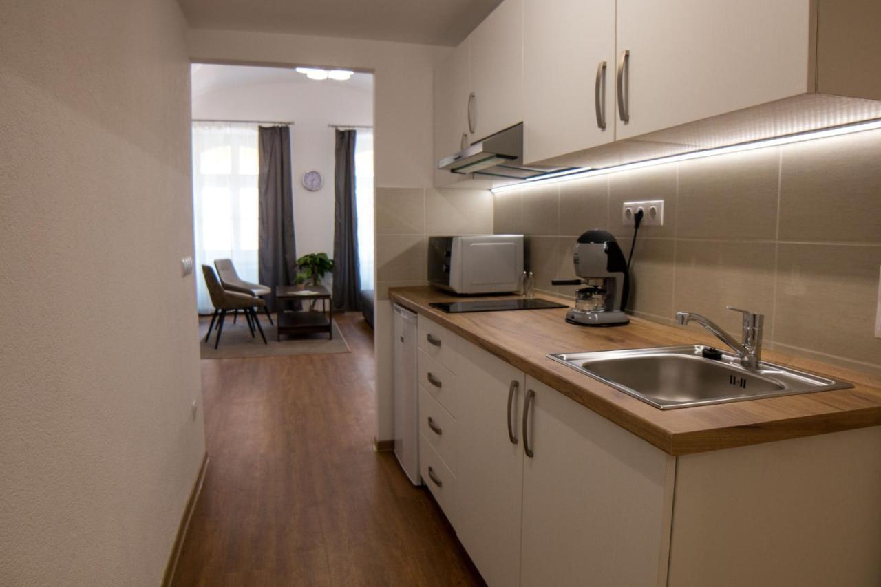 Mecset Apartman Eger Esterno foto